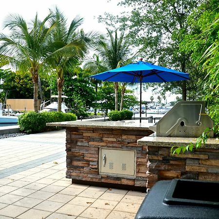 Riviera Luxury Living At River Oaks Marina And Tower Miami Dış mekan fotoğraf