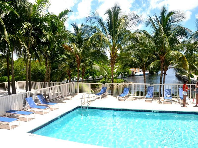Riviera Luxury Living At River Oaks Marina And Tower Miami Dış mekan fotoğraf